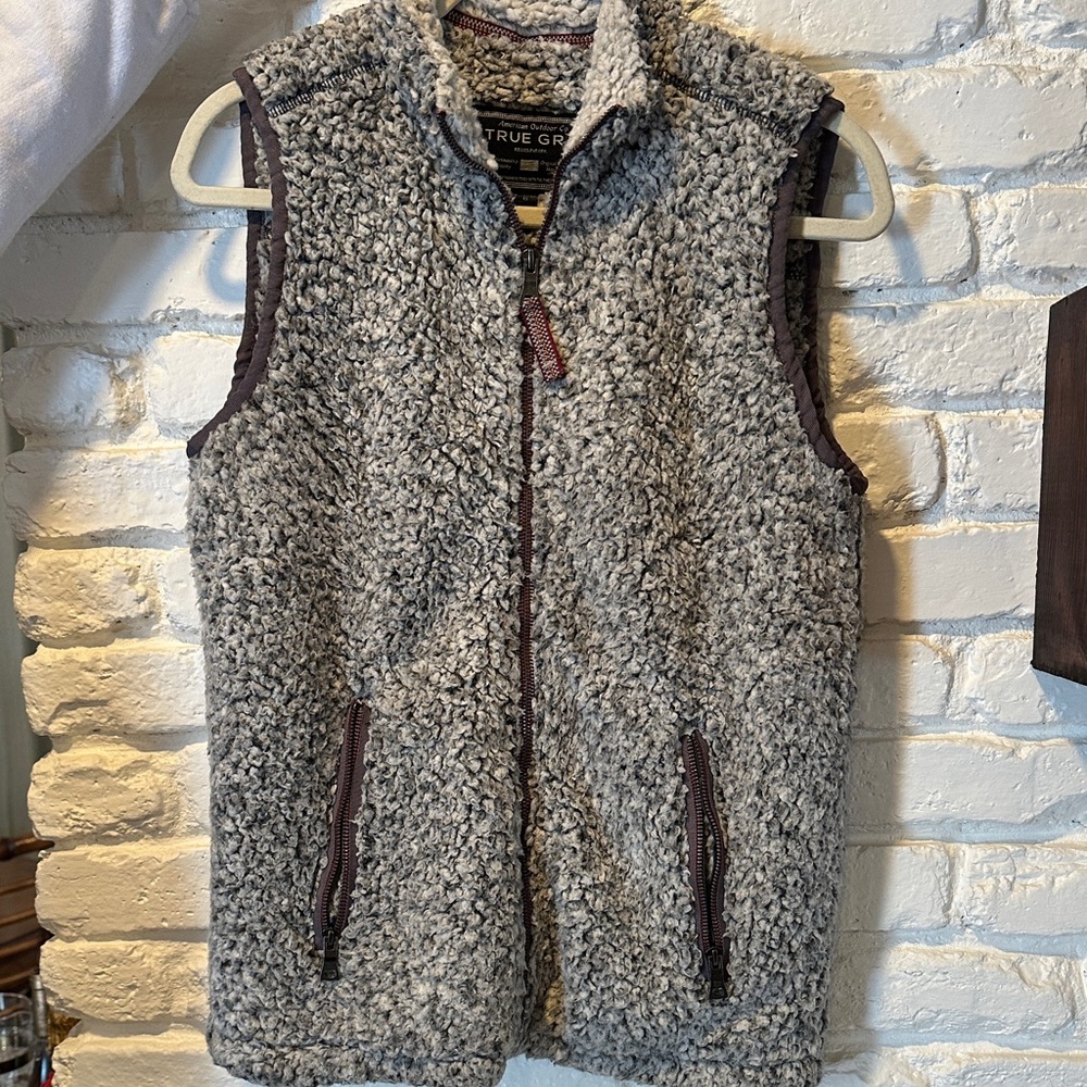 True Grit Charcoal Fleece Vest